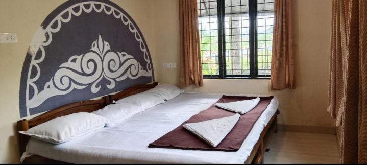 Vagamon Lake Palace Hostel Bagian luar foto