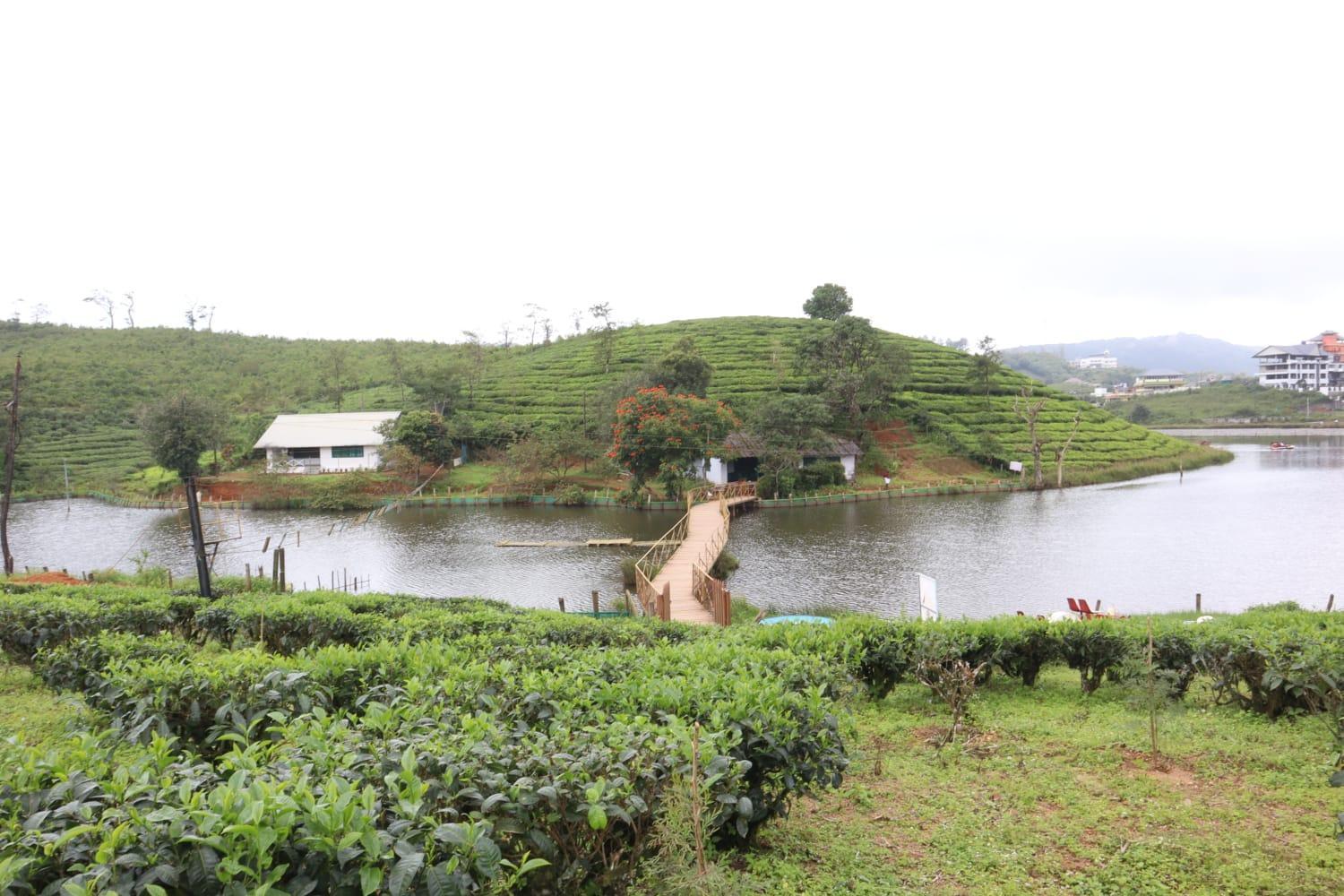 Vagamon Lake Palace Hostel Bagian luar foto