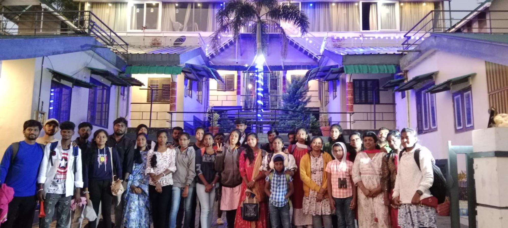Vagamon Lake Palace Hostel Bagian luar foto